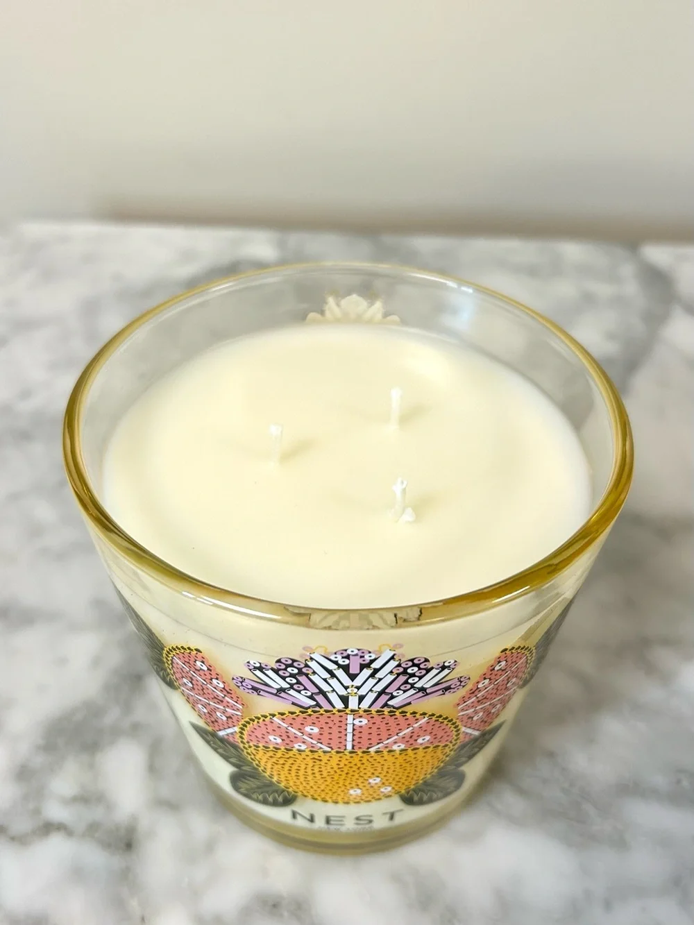 LIMITED EDITION • NEST New York Grapefruit Decorative 3-Wick Candle